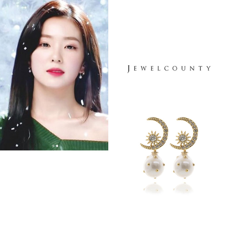 Red Velvet 着用 [JEWELCOUNTY] E1198 Golden Moon Pearl Drop ピアス レディース 韓国 結婚式 パーティー