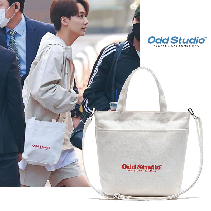 Seventeen 着用 [ODD STUDIO] BOLD LOGO CROSS BAG オッドスタジオ ショルダーバッグ レディース メンズ 韓国ファッション