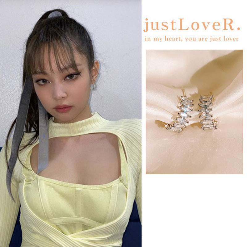 blackpink ジェニ 着用 [justLoveR] 人気  l Valentie Cubic Earrings ピアス レディース メンズ 韓国ファッション